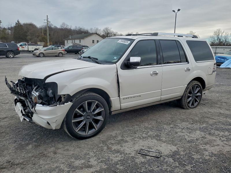 Фото 1 - LINCOLN NAVIGATOR