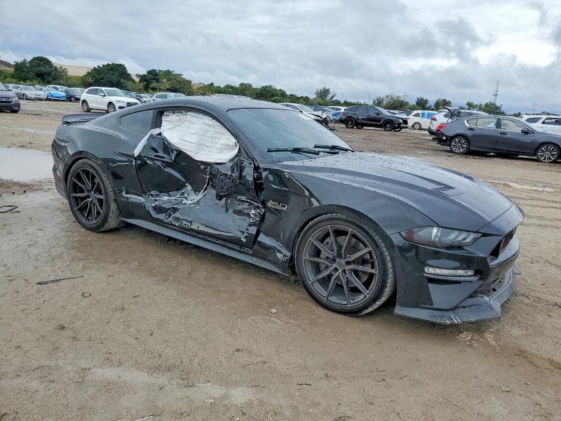 Фото 4 - FORD MUSTANG