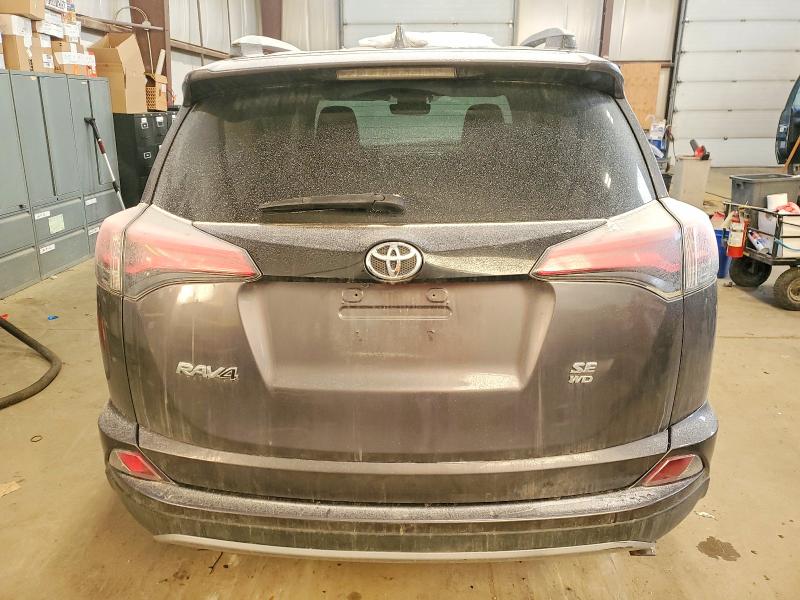 Фото 6 - TOYOTA RAV4