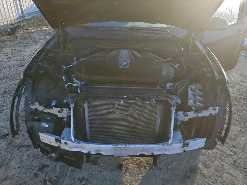 Фото 12 - BMW X5