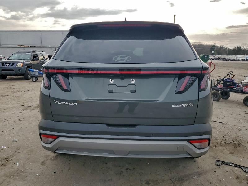 Фото 6 - HYUNDAI TUCSON