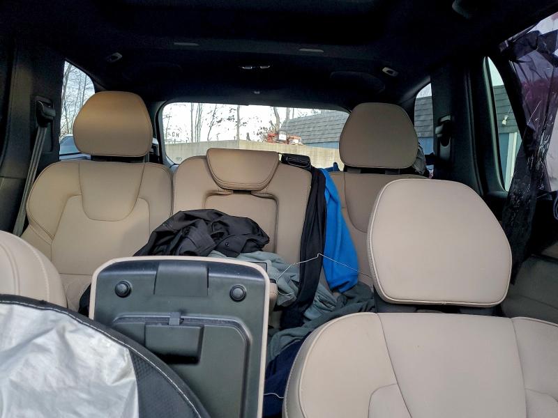 VOLVO XC90 PLUS 2025 VIN YV4M12PB5S1374258