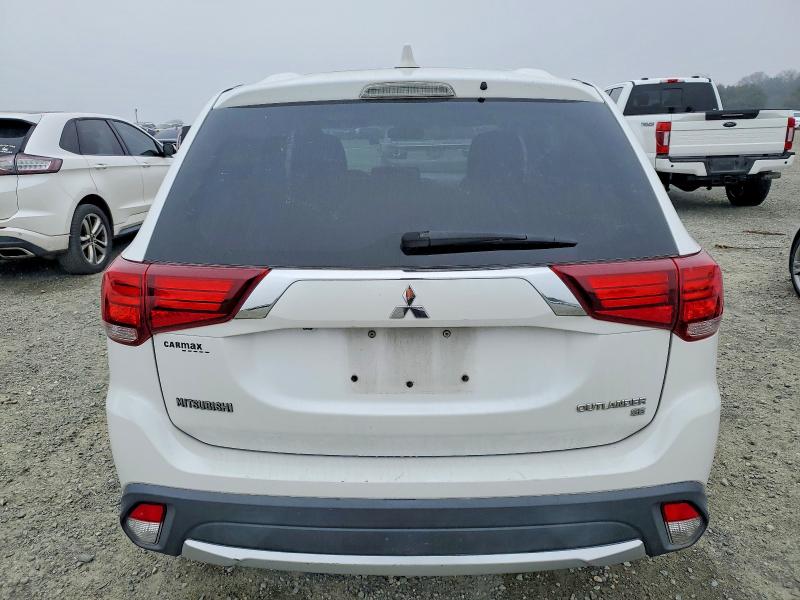 Фото 6 - MITSUBISHI OUTLANDER