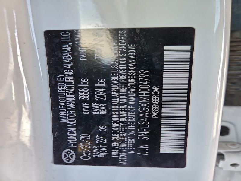 Фото 13 - HYUNDAI ELANTRA