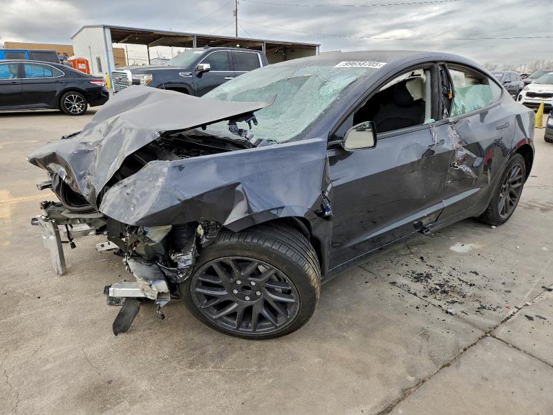 Фото 1 - TESLA MODEL 3