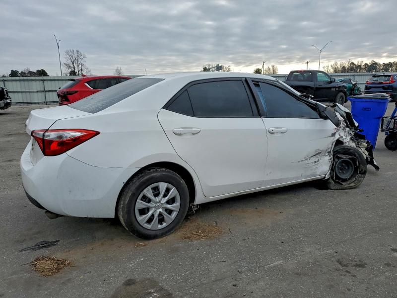 Фото 3 - TOYOTA COROLLA