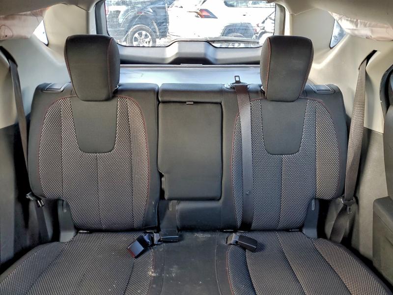 Фото 10 - CHEVROLET EQUINOX