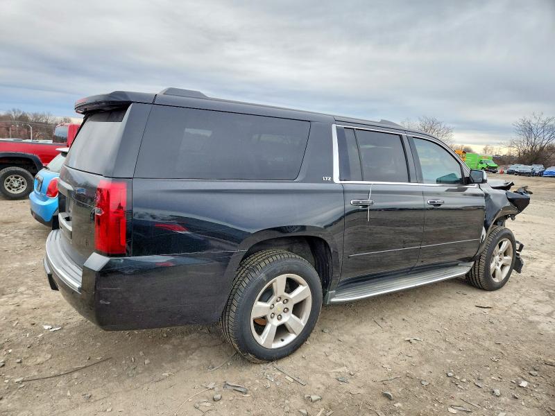 Фото 3 - CHEVROLET SUBURBAN