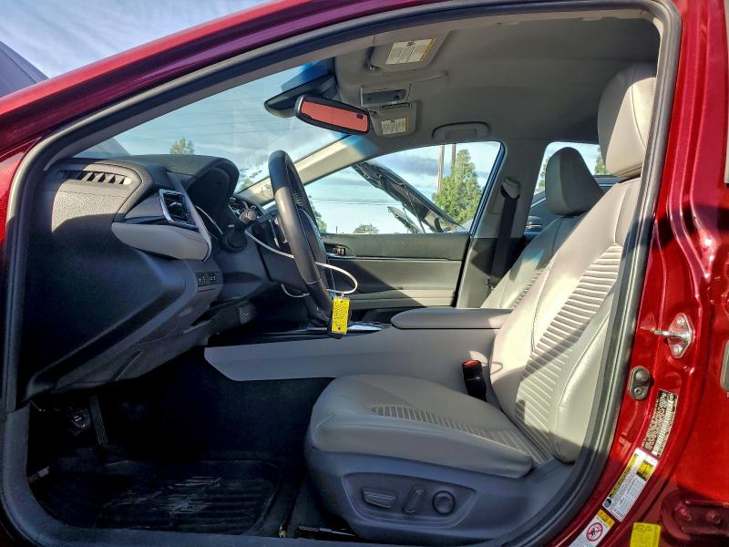 Фото 7 - TOYOTA CAMRY