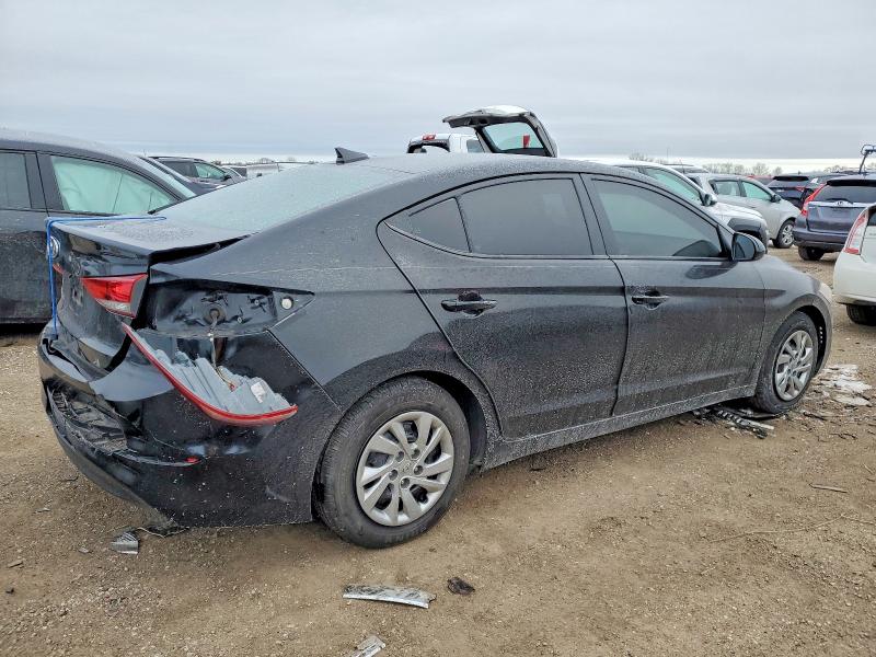 Фото 3 - HYUNDAI ELANTRA