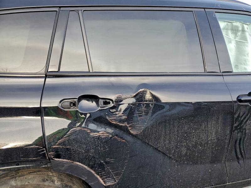 Фото 10 - TOYOTA HIGHLANDER