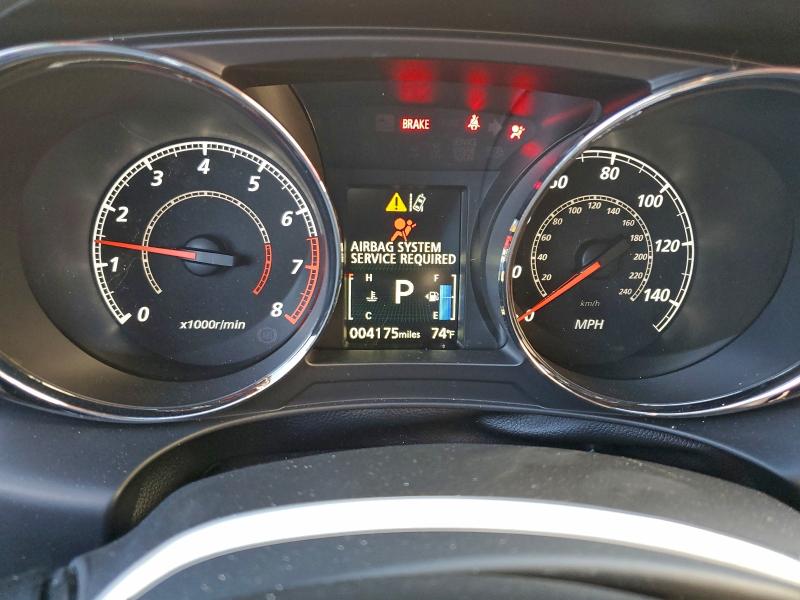 Фото 9 - MITSUBISHI OUTLANDER