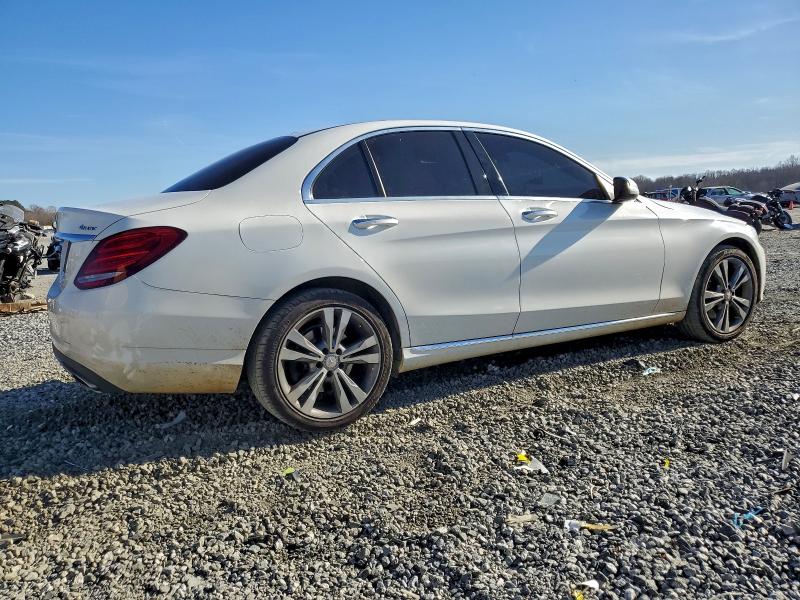 Фото 3 - MERCEDES-BENZ C-CLASS