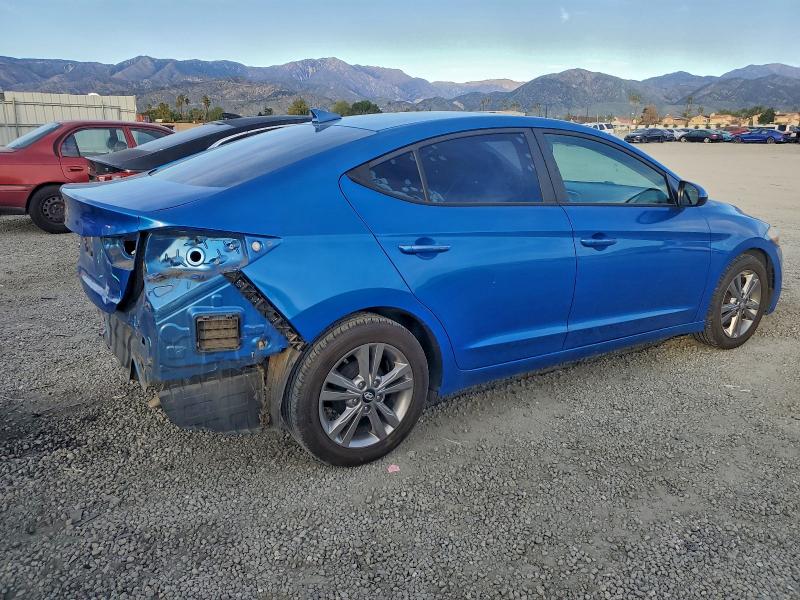 Фото 3 - HYUNDAI ELANTRA