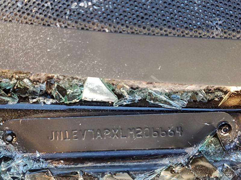 Фото 13 - INFINITI Q50