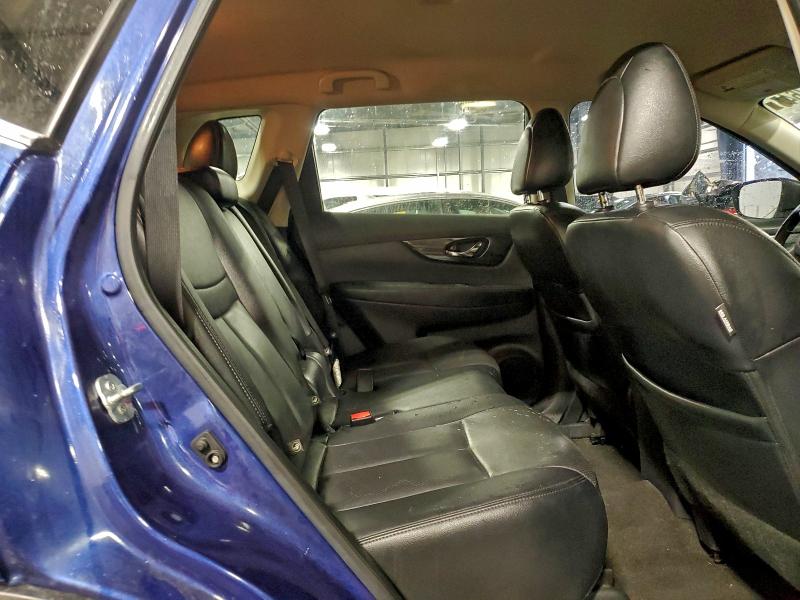 Фото 11 - NISSAN ROGUE