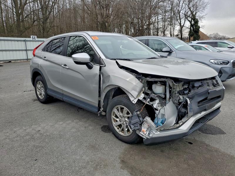 Фото 4 - MITSUBISHI ECLIPSE