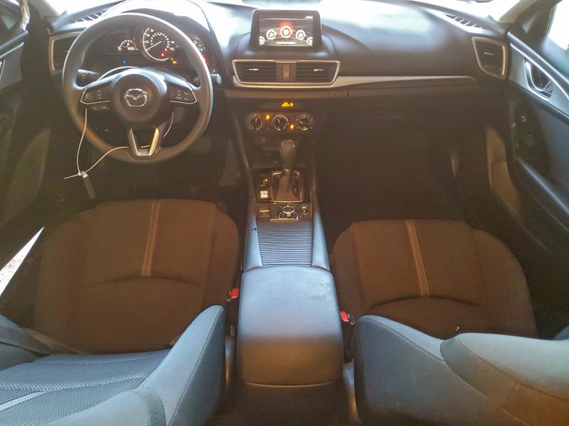 Фото 8 - MAZDA 3