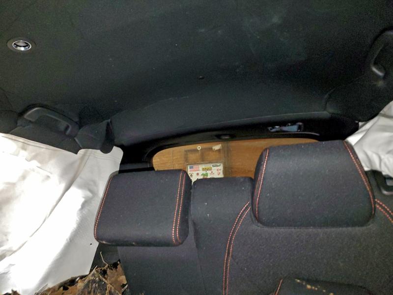 Фото 10 - HONDA HR-V