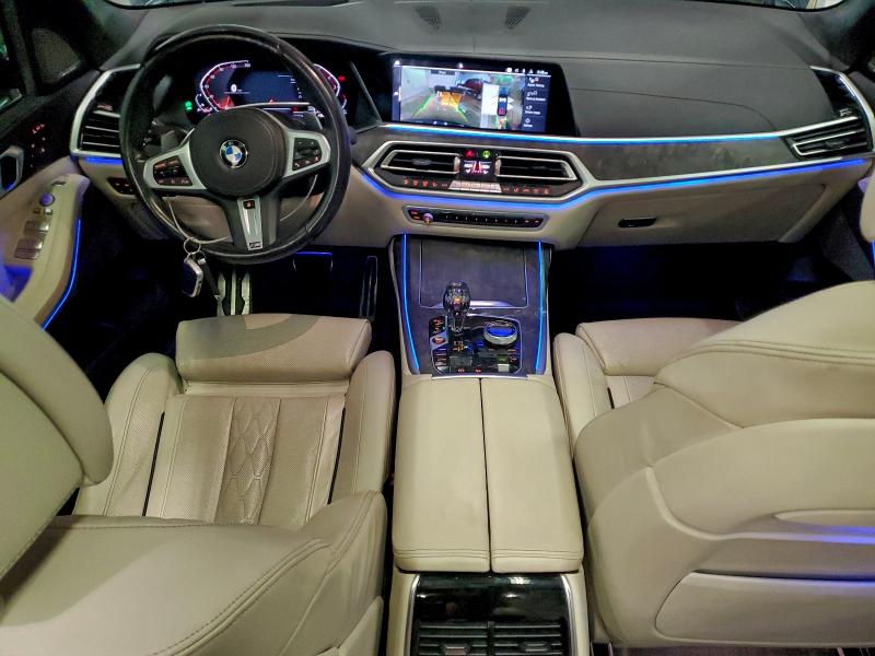 Фото 8 - BMW X7