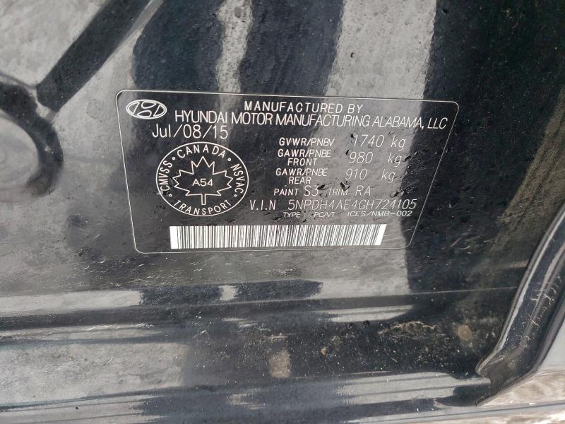 Фото 12 - HYUNDAI ELANTRA