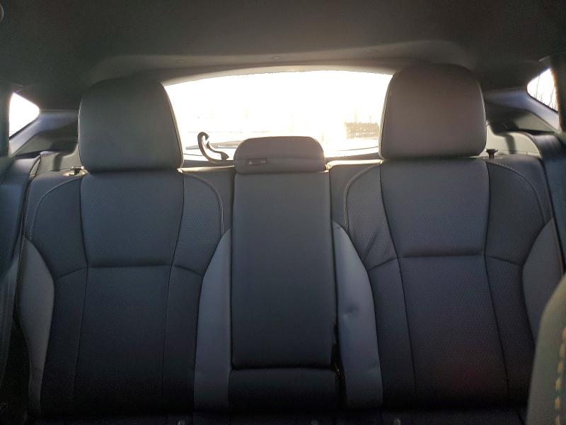 Фото 10 - SUBARU CROSSTREK