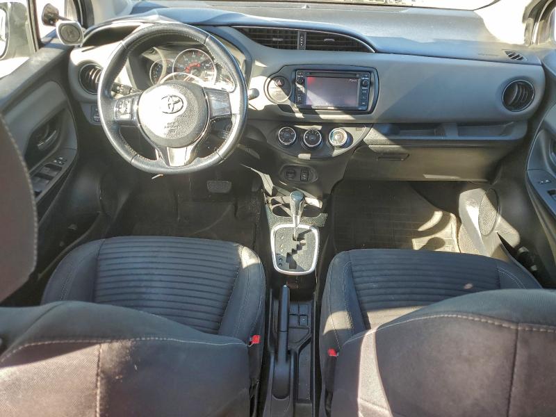 Фото 8 - TOYOTA YARIS