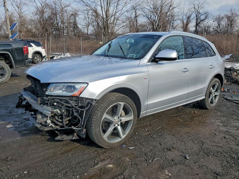 Фото 1 - AUDI Q5