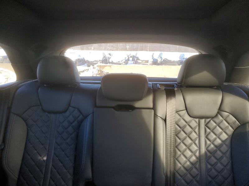 Фото 10 - AUDI SQ5