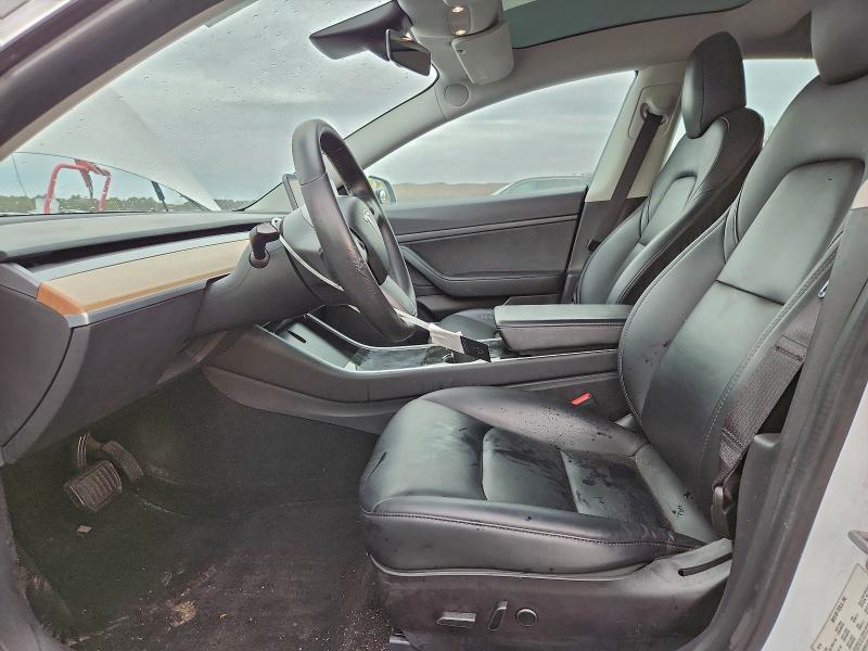 Фото 7 - TESLA MODEL 3