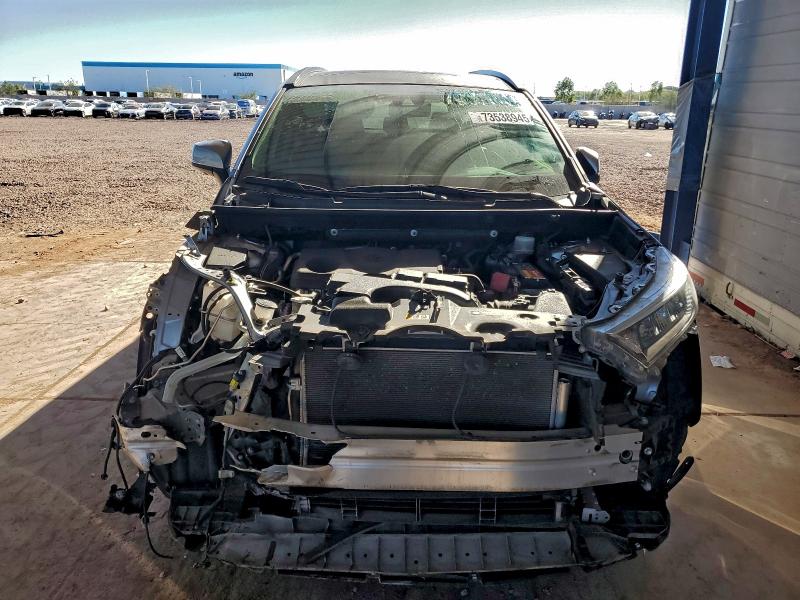 Фото 5 - TOYOTA RAV4