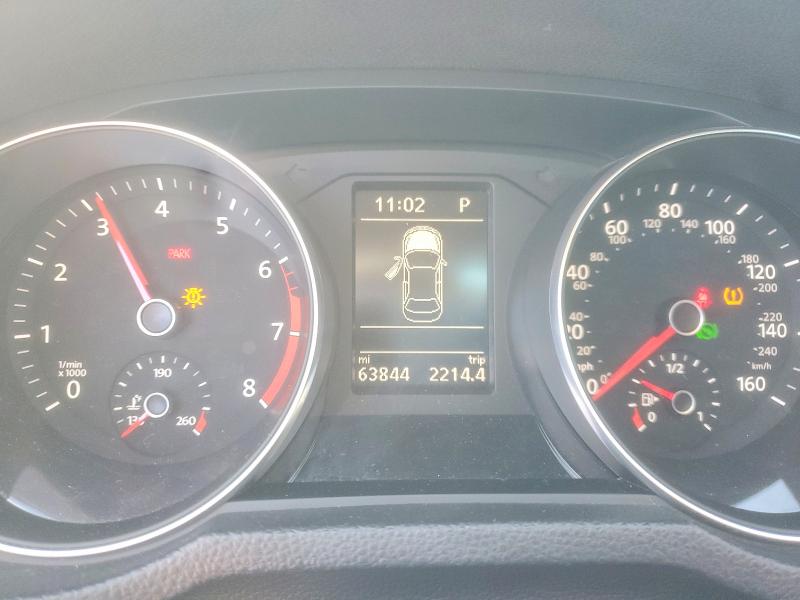 Фото 9 - VOLKSWAGEN PASSAT