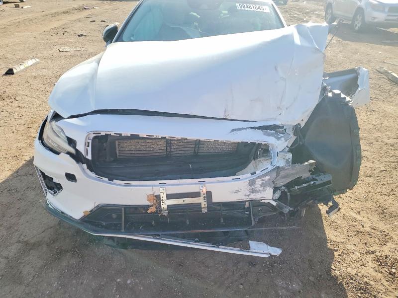 Фото 11 - VOLVO S60