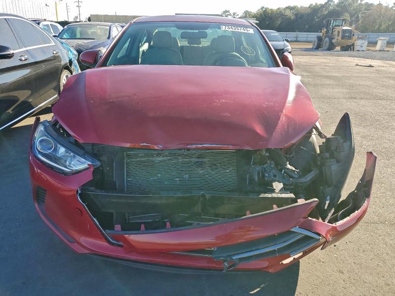 Фото 5 - HYUNDAI ELANTRA