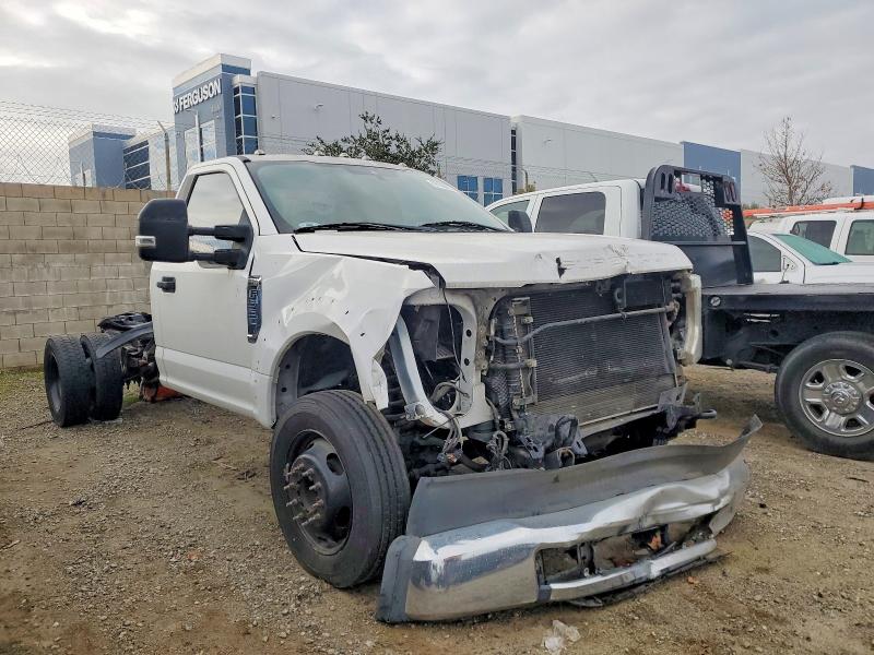 Фото 4 - FORD F550