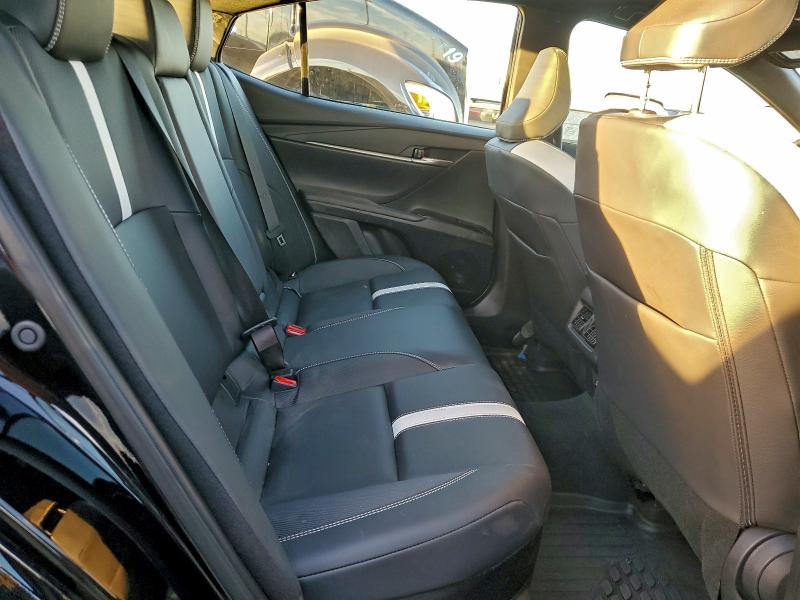 Фото 10 - TOYOTA CAMRY