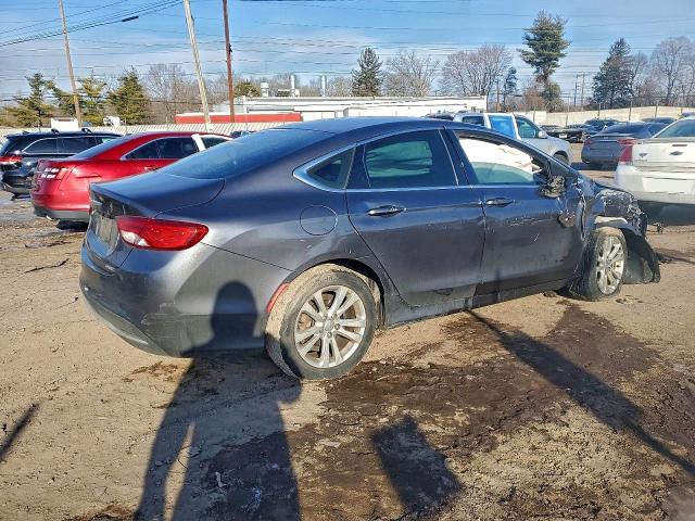 Фото 3 - CHRYSLER 200