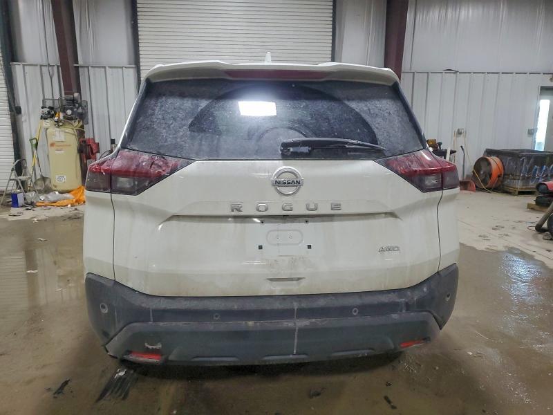 Фото 6 - NISSAN ROGUE