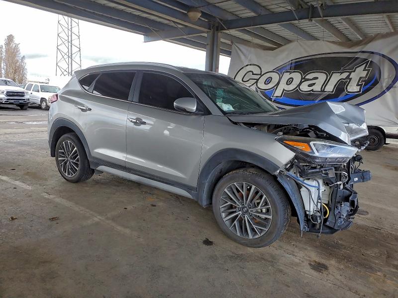 Фото 4 - HYUNDAI TUCSON