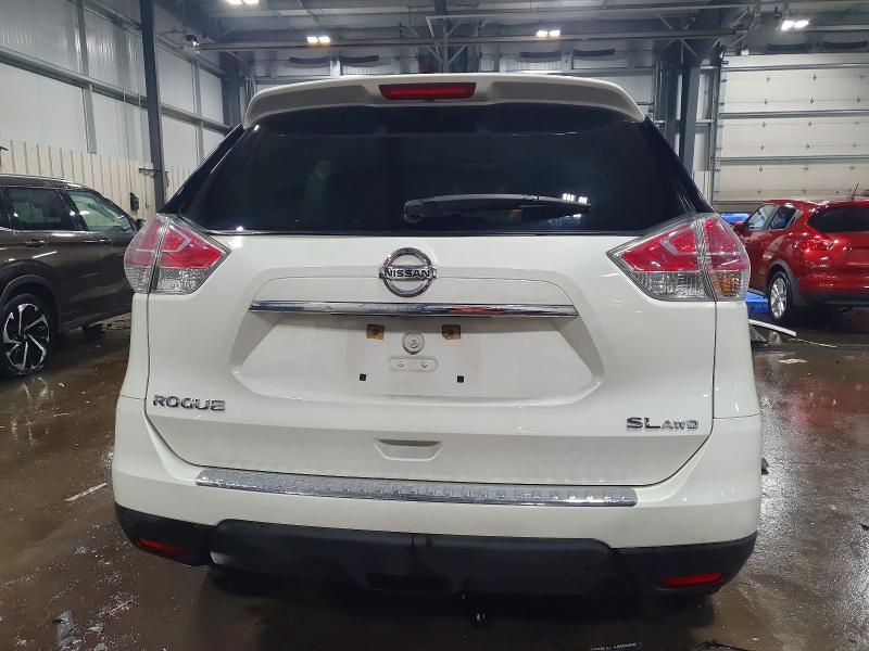 Фото 6 - NISSAN ROGUE