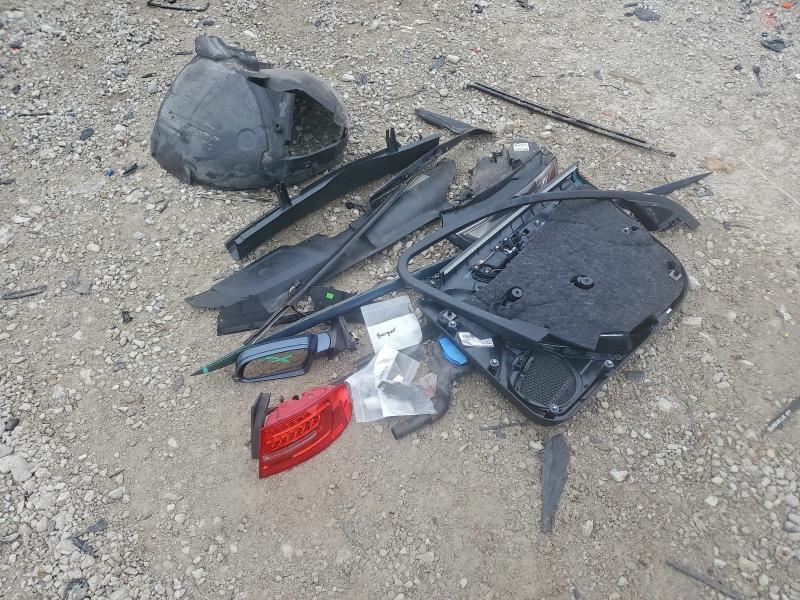 AUDI A4 2015 VIN WAUAFAFL0FN017464