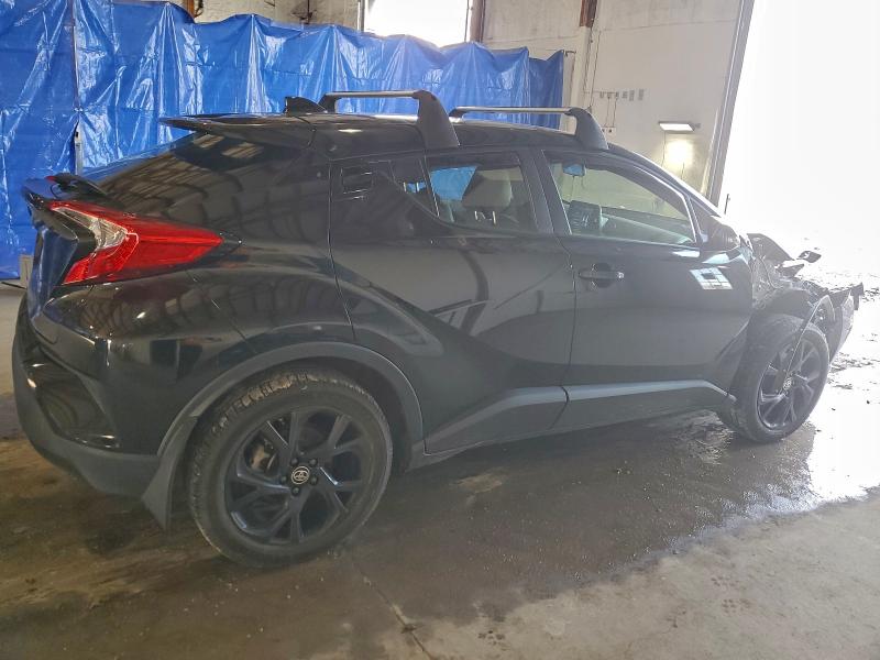 Фото 3 - TOYOTA C-HR