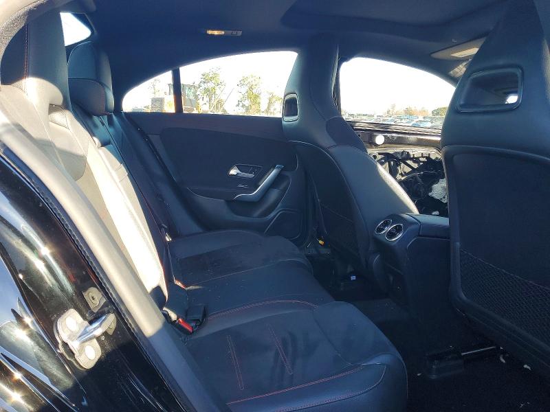 Фото 10 - MERCEDES-BENZ CLA-CLASS