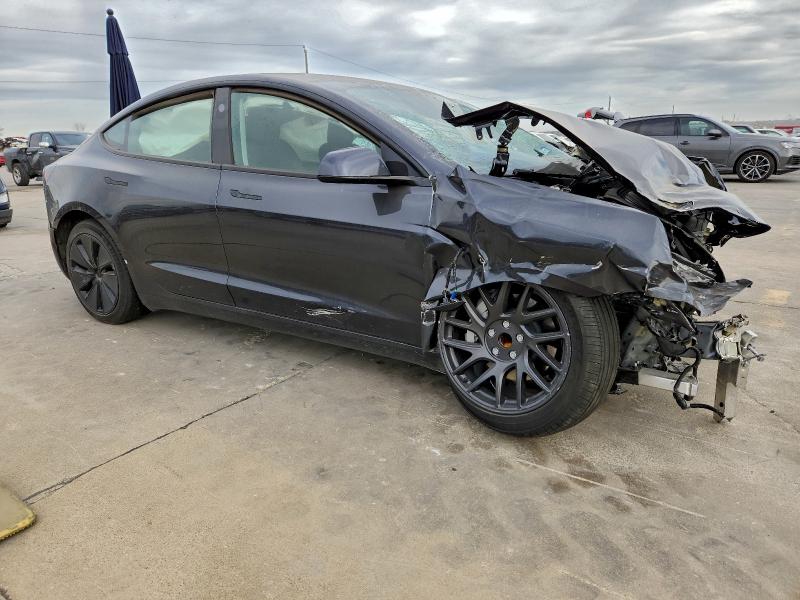 Фото 4 - TESLA MODEL 3