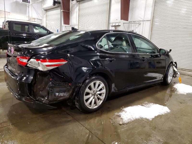 Фото 3 - TOYOTA CAMRY