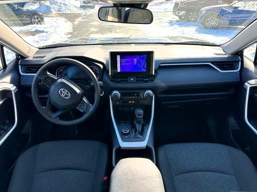 Фото 6 - TOYOTA RAV4