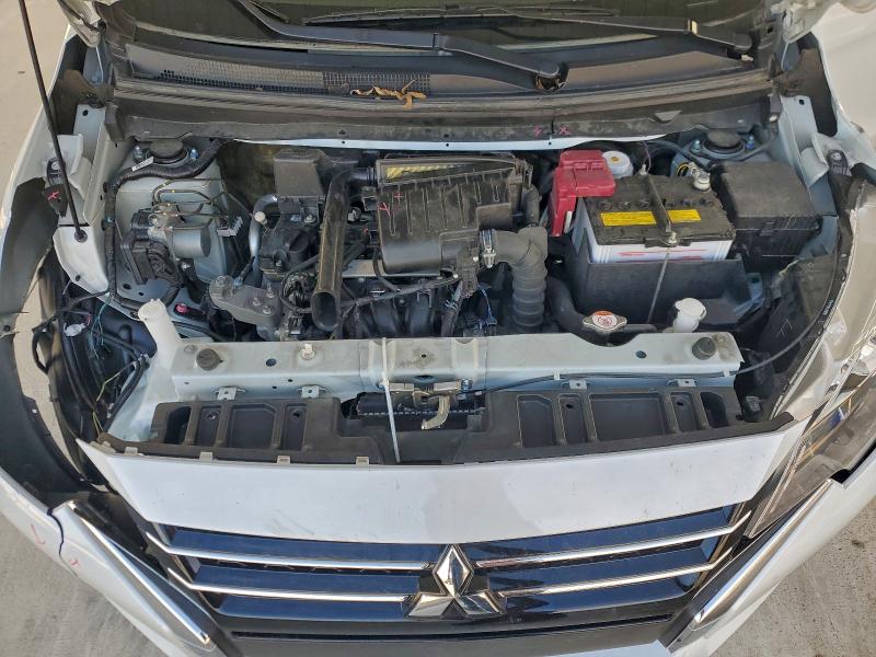 Фото 11 - MITSUBISHI MIRAGE