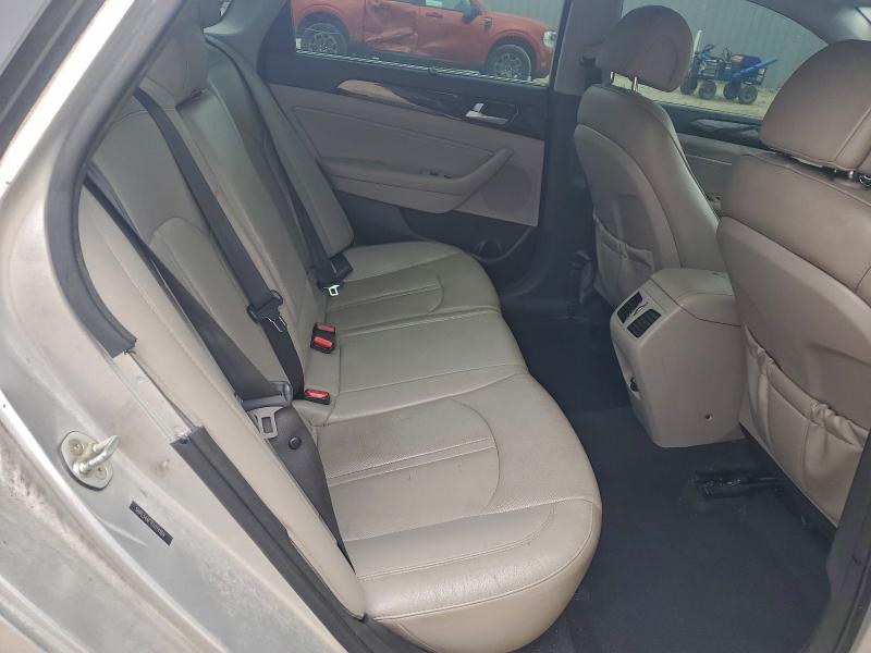 Фото 10 - HYUNDAI SONATA