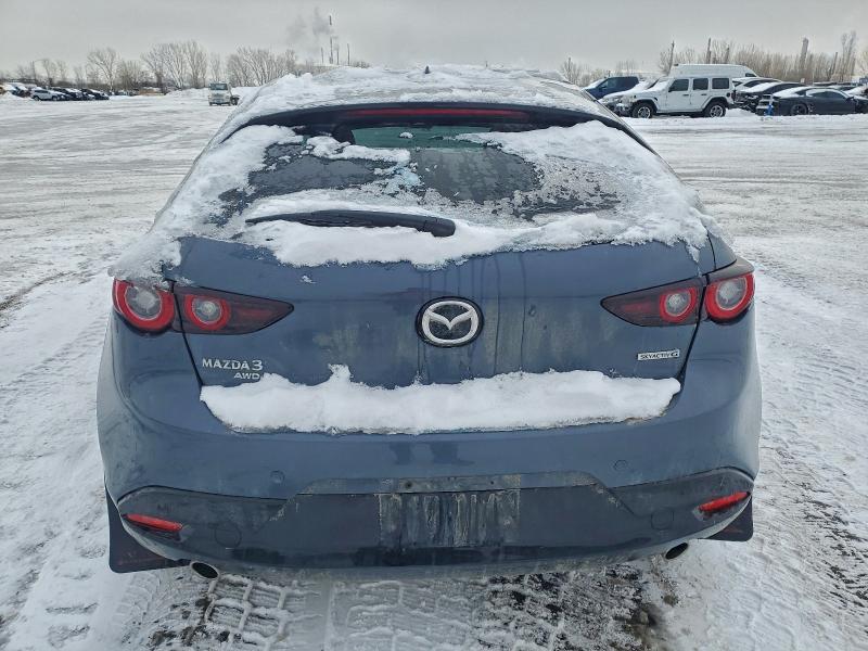 Фото 6 - MAZDA 3