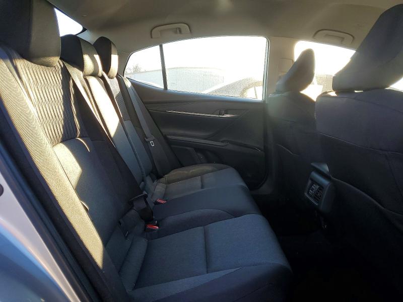 Фото 10 - TOYOTA CAMRY